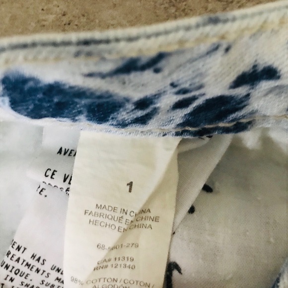 Garage Denim Jean Short Shorts - Picture 4 of 4